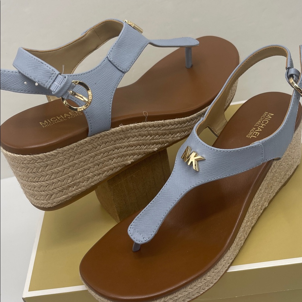 Michael Kors LANEY THONG FAUX LEATHER Pale Blue
40TOLAMS2L Heeled Sandals Wedge - Picture 10 of 16